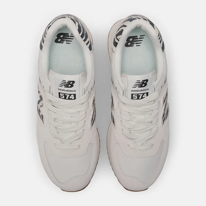 574 Sea Salt with Moonbeam Women Lifestyle New Balance 574 Sea Salt with Moonbeam Women Lifestyle New Balance