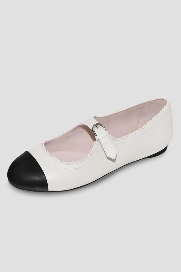 Ballet Flats Adult Ladies Cassiopeia Ballet Flats White Black Leather Bloch