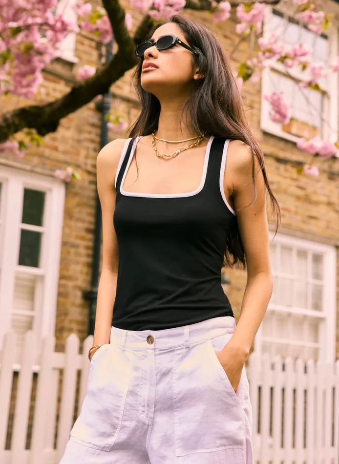 Baukjen Ellie Square Neck Vest Caviar Black and White Tipping Clothing