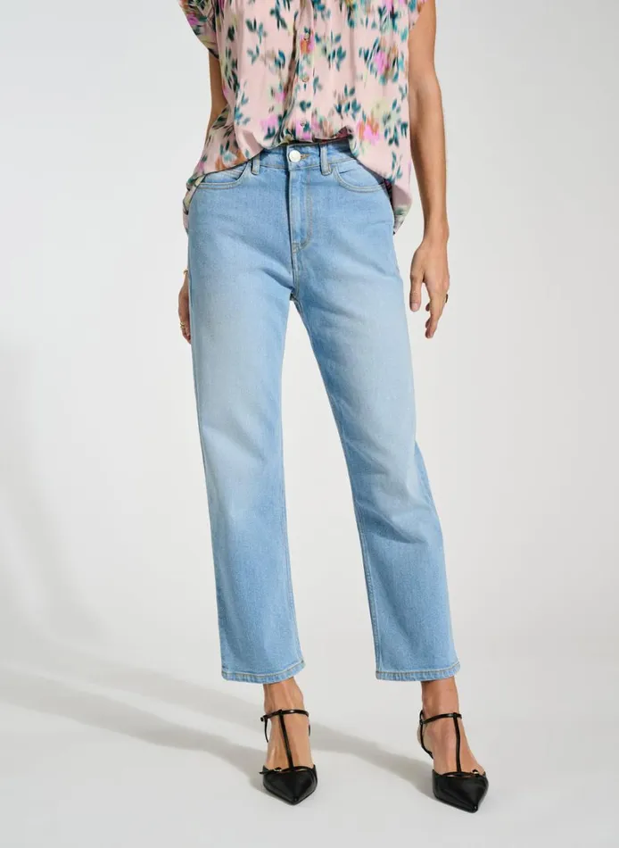 Baukjen Organic Stretch Cotton Crop Straight LegJeans Light Indigo Wash Clothing