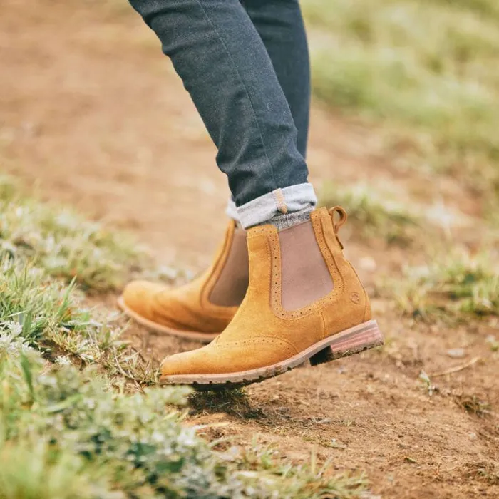 Booties Women Ariat Wexford Brogue Waterproof Chelsea Boot Weathered Honey Booties Women Ariat Wexford Brogue Waterproof Chelsea Boot Weathered Honey
