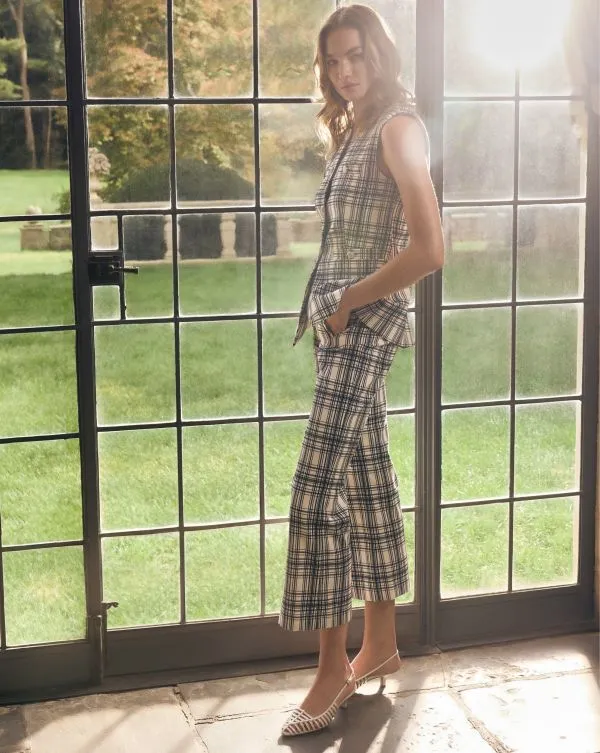 Dova Plaid Pant Ivoryandnavy Women Veronica Beard Pants Dova Plaid Pant Ivoryandnavy Women Veronica Beard Pants
