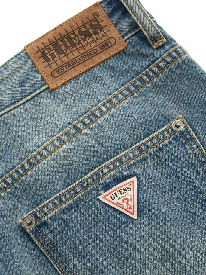 GUESS Originals Kit Straight Jeans Go Leo Lt Wash Men Jeans and Denim GUESS GUESS Originals Kit Straight Jeans Go Leo Lt Wash Men Jeans and Denim GUESS