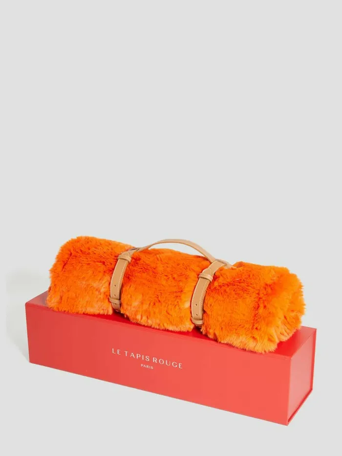 Home FauxFur Pet Carpet Orange 8211 GUESS Women Home FauxFur Pet Carpet Orange 8211 GUESS Women