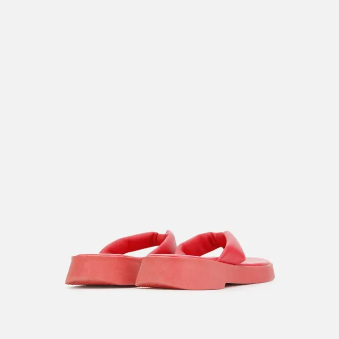 Kenneth Cole Athens Flatform Thong Sandal Coral Women Sandals