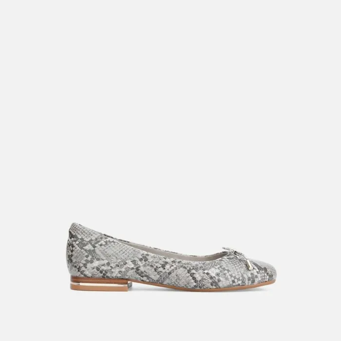 Kenneth Cole Balance Ballet Light Grey Women Flats