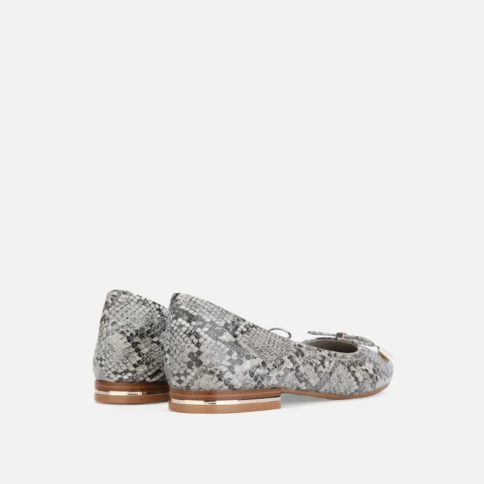 Kenneth Cole Balance Ballet Light Grey Women Flats