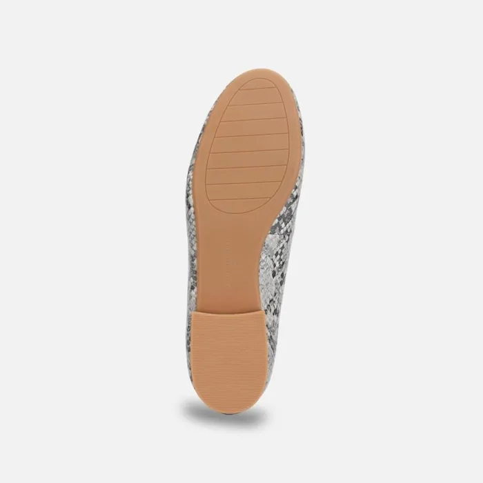 Kenneth Cole Balance Ballet Light Grey Women Flats