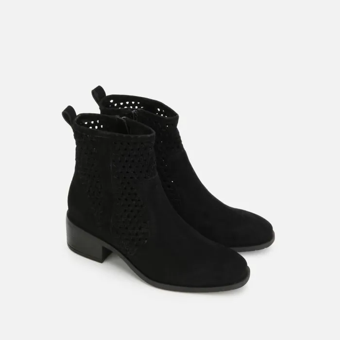 Kenneth Cole Salt Weave Bootie Black Women Boots Booties