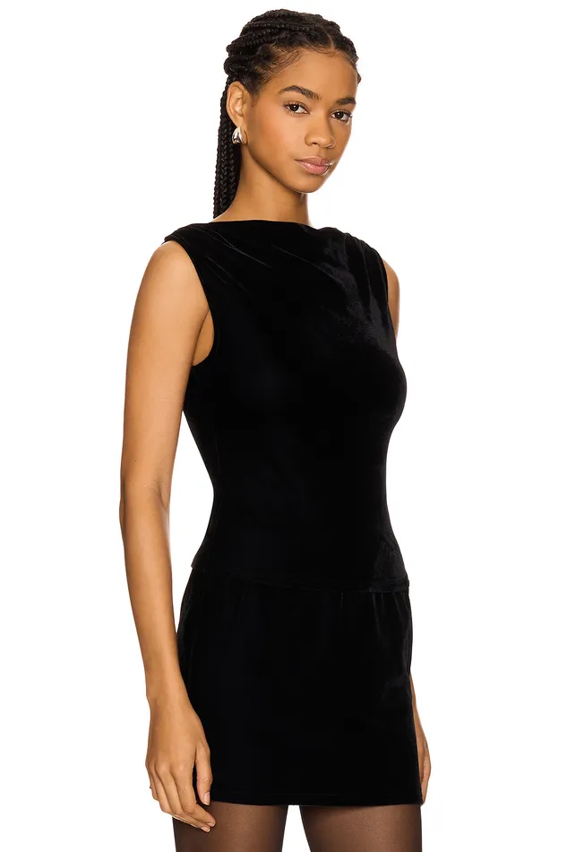 Lainey Velvet Top Black Women Lovers and Friends Tops Lainey Velvet Top Black Women Lovers and Friends Tops