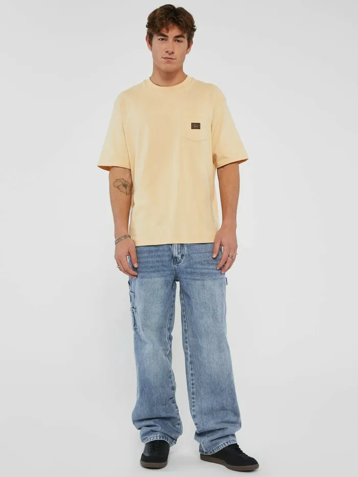 Men GUESS Originals Carpenter Denim Jeans Go Leo Lt Wash Jeans and Denim GUESS Men GUESS Originals Carpenter Denim Jeans Go Leo Lt Wash Jeans and Denim GUESS