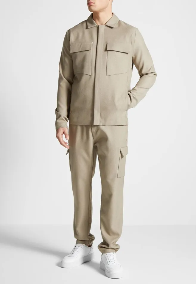 Men Manire De Voir Angular Pocket Cargo Pants Beige