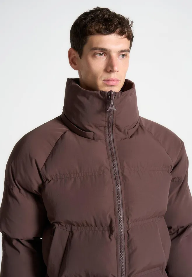 Men Manire De Voir Cropped Raglan Wrap Neck Puffer Jacket Brown