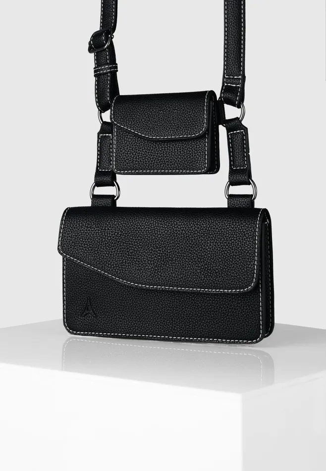 Men Manire De Voir Monet Duo Crossbody Bag Black