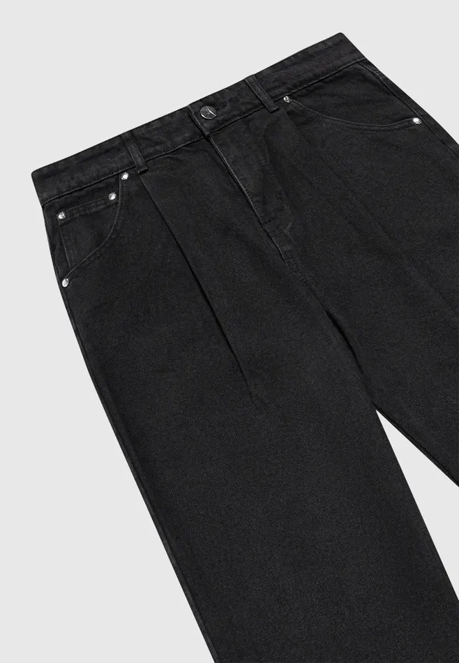 Men Manire De Voir Pleated Jeans Washed Black