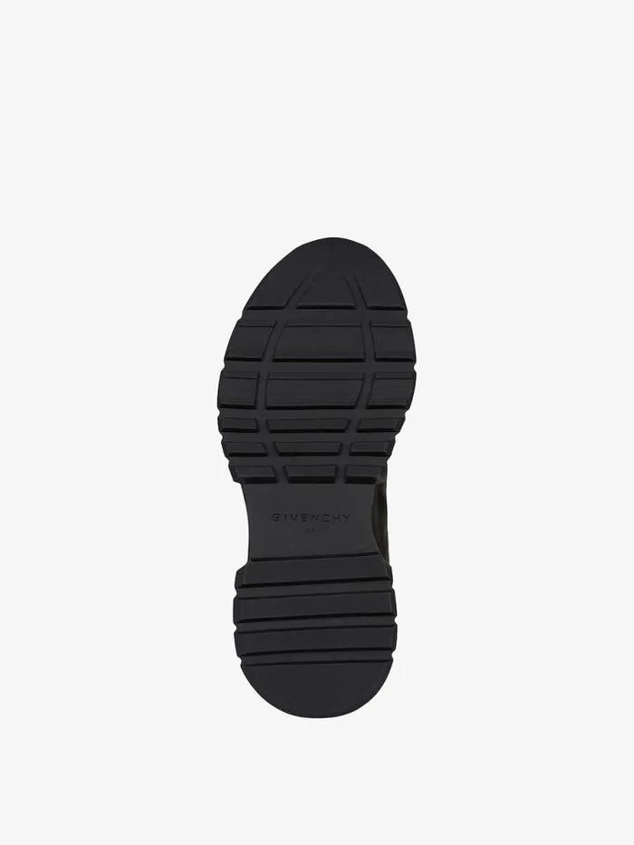 Men Sneakers Givenchy Spectre Runner Sneakers In Synthetic Fiber With Zip Black Men Sneakers Givenchy Spectre Runner Sneakers In Synthetic Fiber With Zip Black
