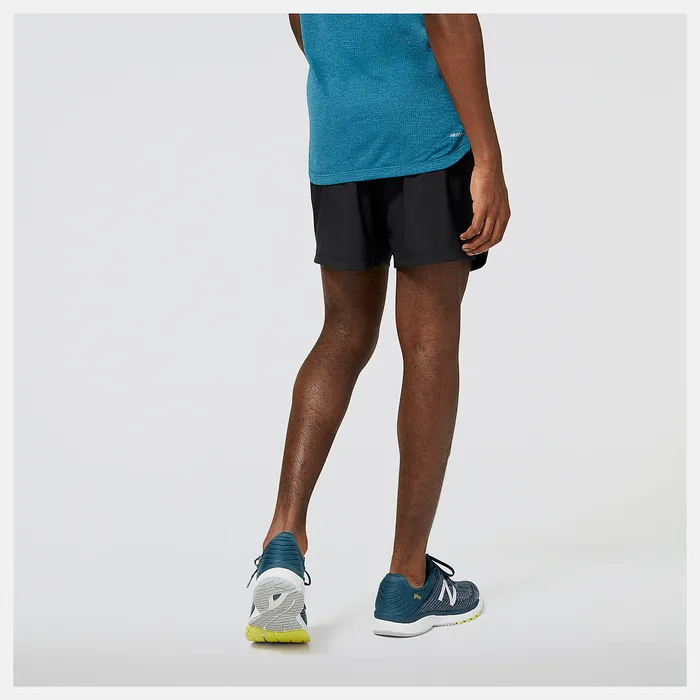 New Balance Shorts Men Accelerate 7 Inch Short BLACK