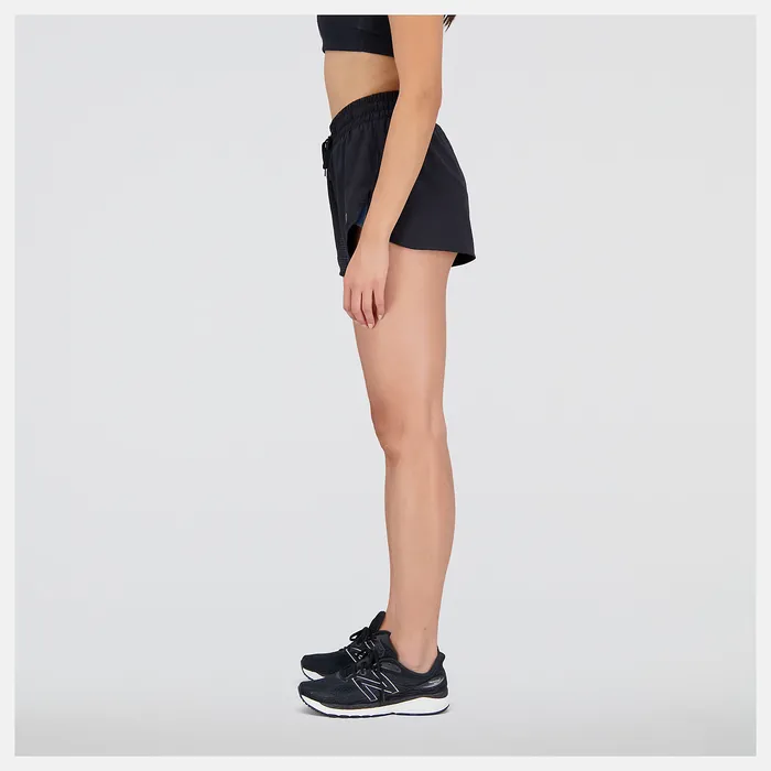 New Balance Shorts Women Q Speed Short BLACK New Balance Shorts Women Q Speed Short BLACK