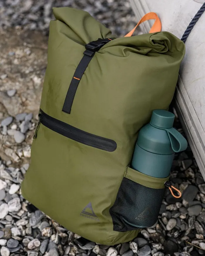 Passenger Backpacks and Bags Crossing Roll Top Backpack True Black Khaki True Black Khaki 8211 WomenMen