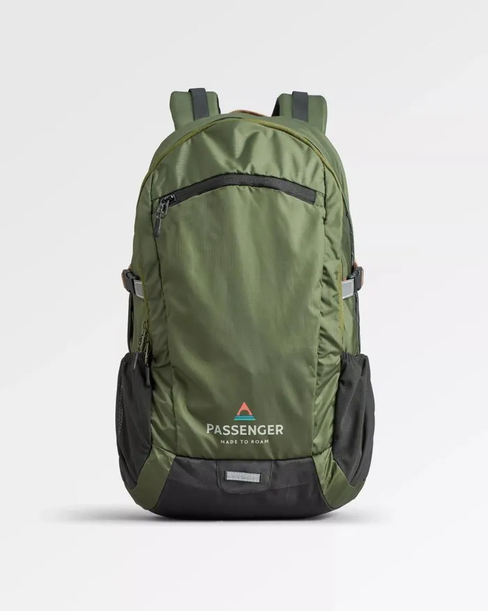 Passenger Backpacks and Bags Track Recycled 30L Backpack Fir Tree Fir Tree 8211 WomenMen Passenger Backpacks and Bags Track Recycled 30L Backpack Fir Tree Fir Tree 8211 WomenMen