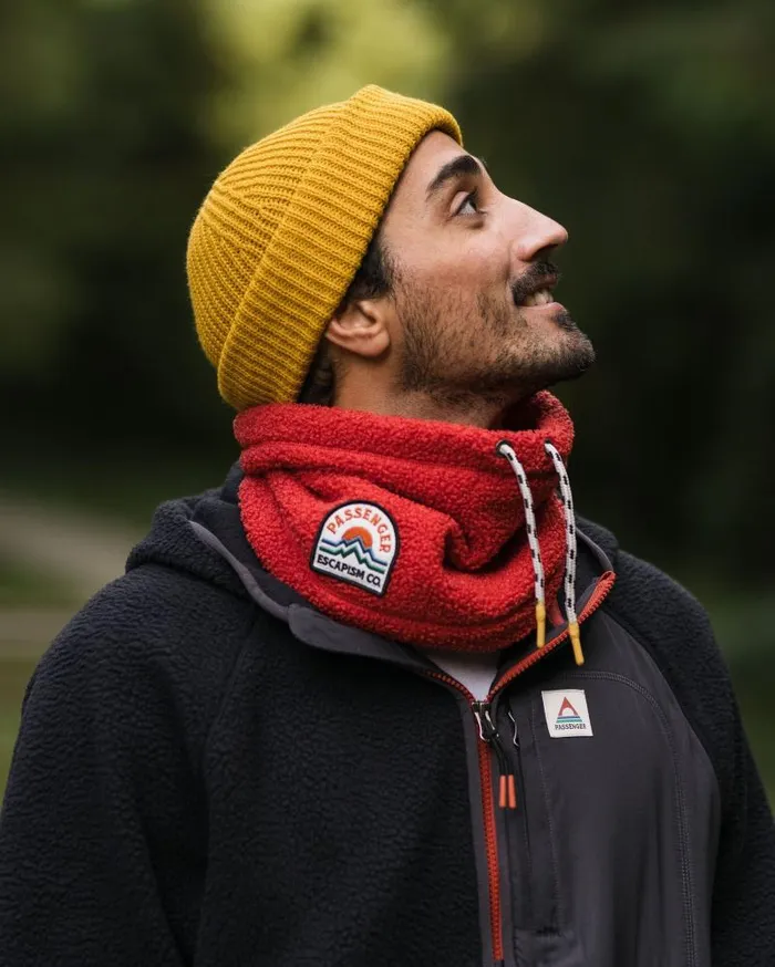 Passenger Beanies Mulled Recycled Sherpa Fleece Snood Cardinal Cardinal 8211 WomenMen