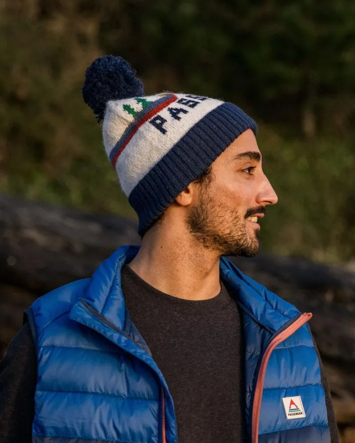 Passenger Beanies Passenger Recycled Bobble Hat Vintage White Vintage White 8211 WomenMen