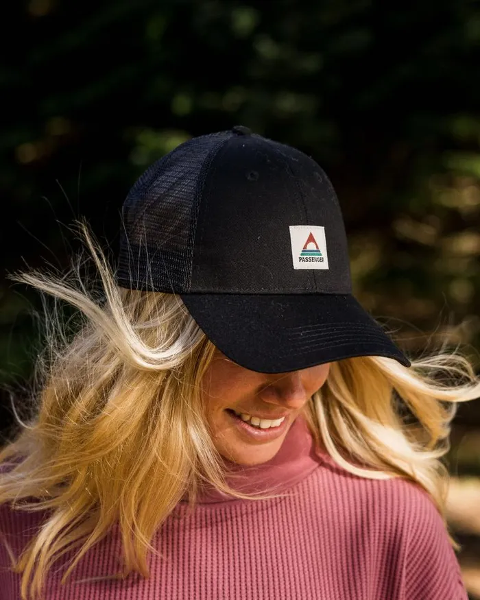 Passenger Caps and Hats Harbour Mesh Low Profile Snapback Cap Black Black 8211 WomenMen