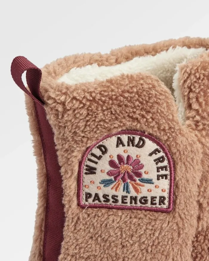 Passenger Footwear Hideaway Hut Slipper Biscuit Biscuit 8211 Women