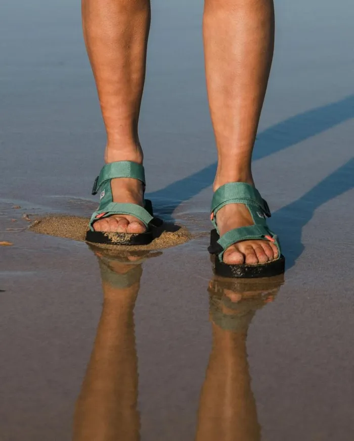 Passenger Footwear Venice Sandal Deep Sea Deep Sea 8211 Women