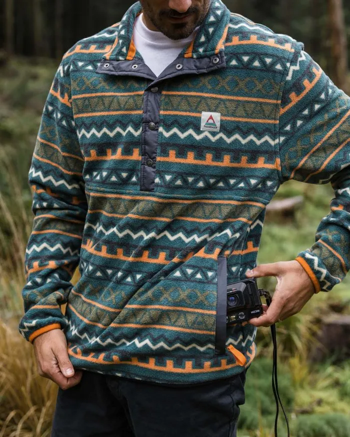 Passenger Tops Adrift Recycled Polar Fleece Retro Geo Mediterranean Retro Geo Mediterranean 8211 Men