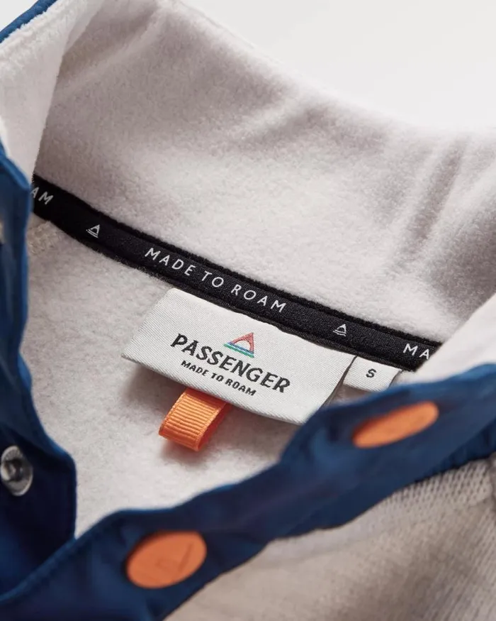 Passenger Tops Amber Recycled Polartec Fleece Vintage White Vintage White 8211 Women