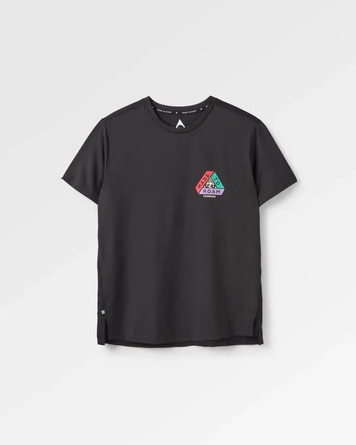 Passenger Tops Aurora Active TShirt Black Black 8211 Women
