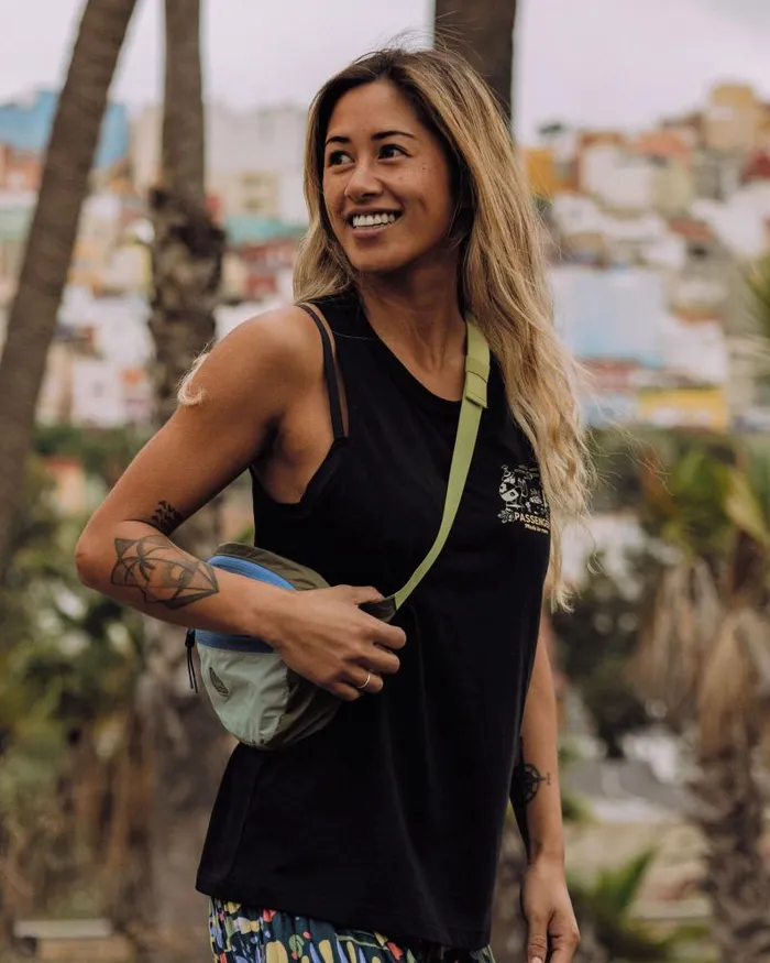 Passenger Tops Better Outside Organic Cotton Vest Black Black 8211 Women
