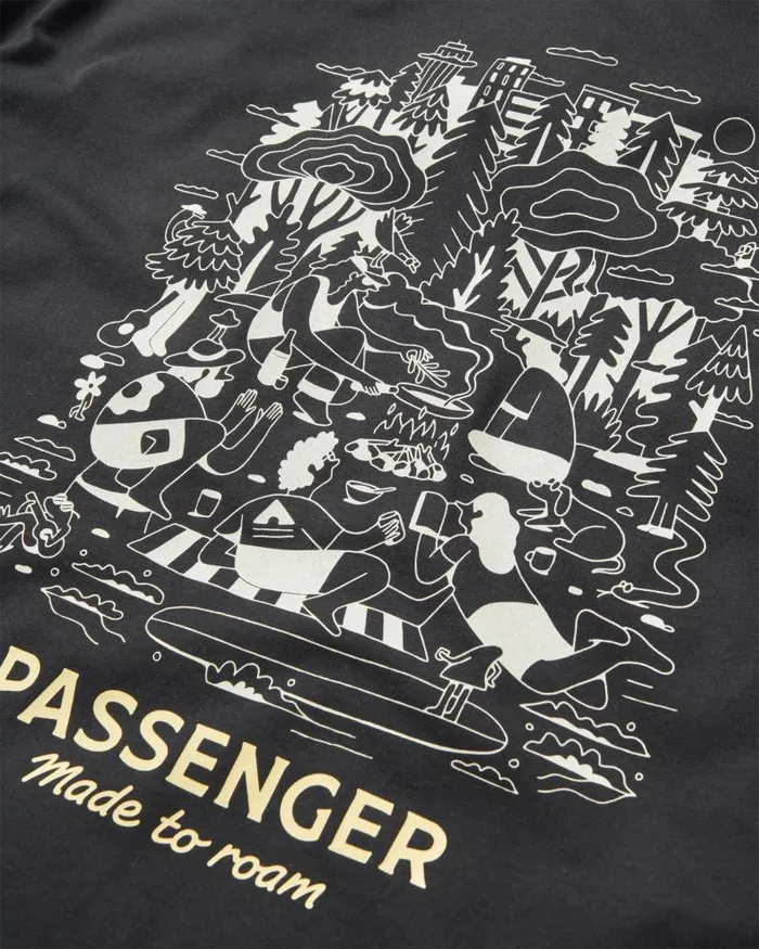 Passenger Tops Better Outside Organic Relaxed Fit TShirt Black Black 8211 Men