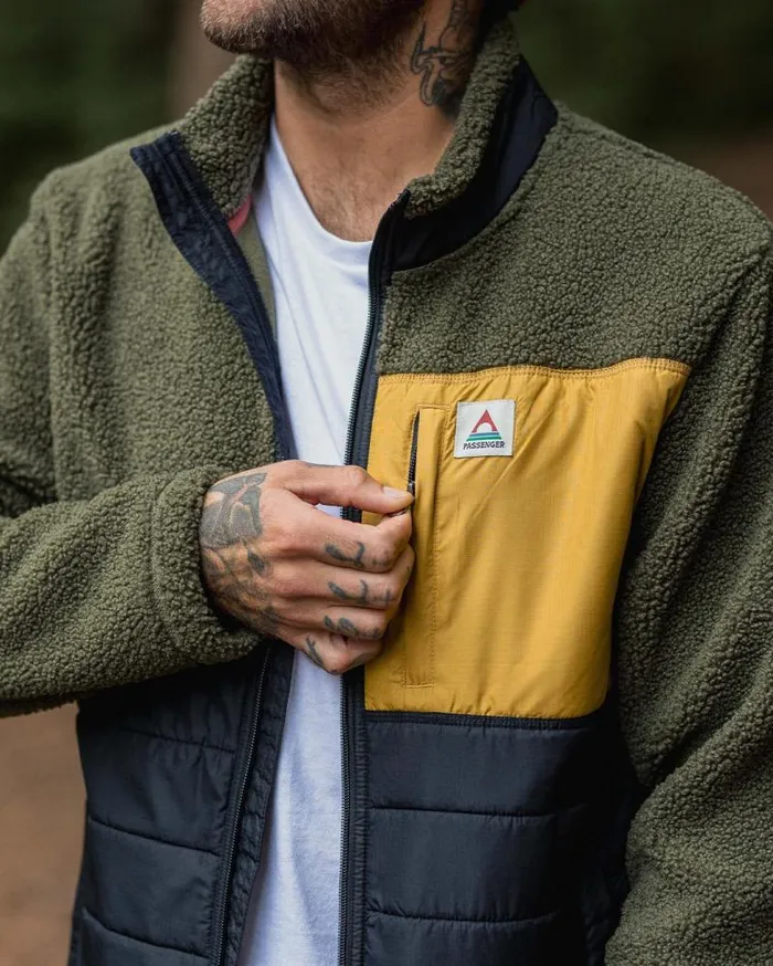 Passenger Tops Born Explorer Recycled PolarLined Sherpa Fleece Khaki Khaki 8211 Men Passenger Tops Born Explorer Recycled PolarLined Sherpa Fleece Khaki Khaki 8211 Men