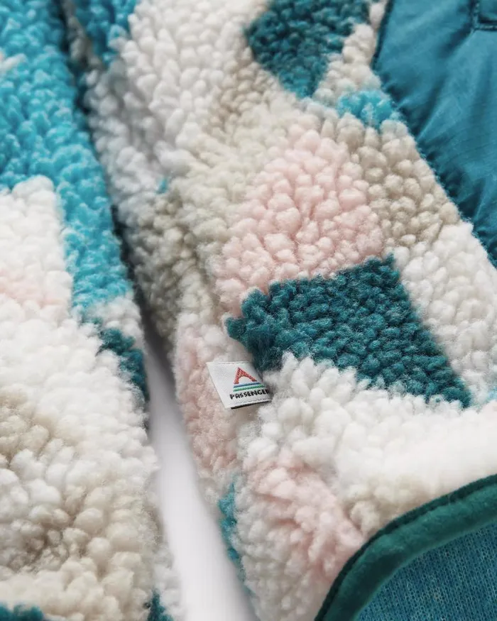Passenger Tops Clover Recycled DeepPile Sherpa Fleece Homespun Blue Sea Homespun Blue Sea 8211 Women