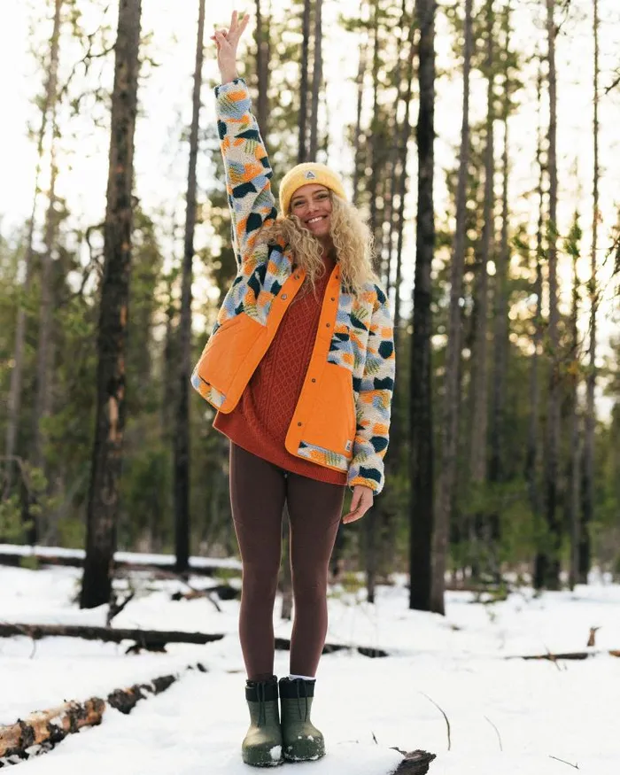 Passenger Tops Clover Recycled DeepPile Sherpa Fleece Off White Camo Off White Camo 8211 Women