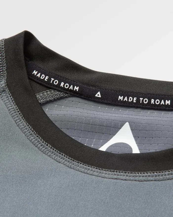 Passenger Tops Dawn To Dusk Recycled Active Tshirt Storm Grey Storm Grey 8211 Men