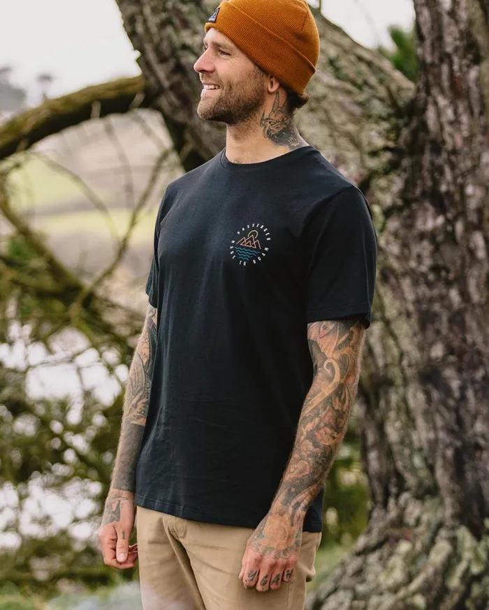 Passenger Tops Escapism Recycled Cotton TShirt Black Black 8211 Men