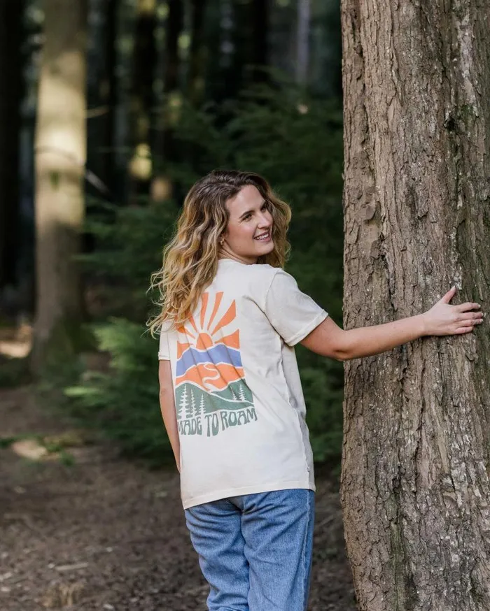 Passenger Tops Perfect Days TShirt Birch Birch 8211 Women