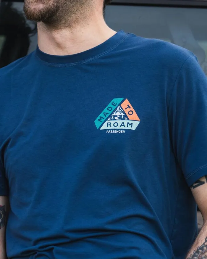 Passenger Tops Trail Active Recycled Tshirt Dark Denim Dark Denim 8211 Men