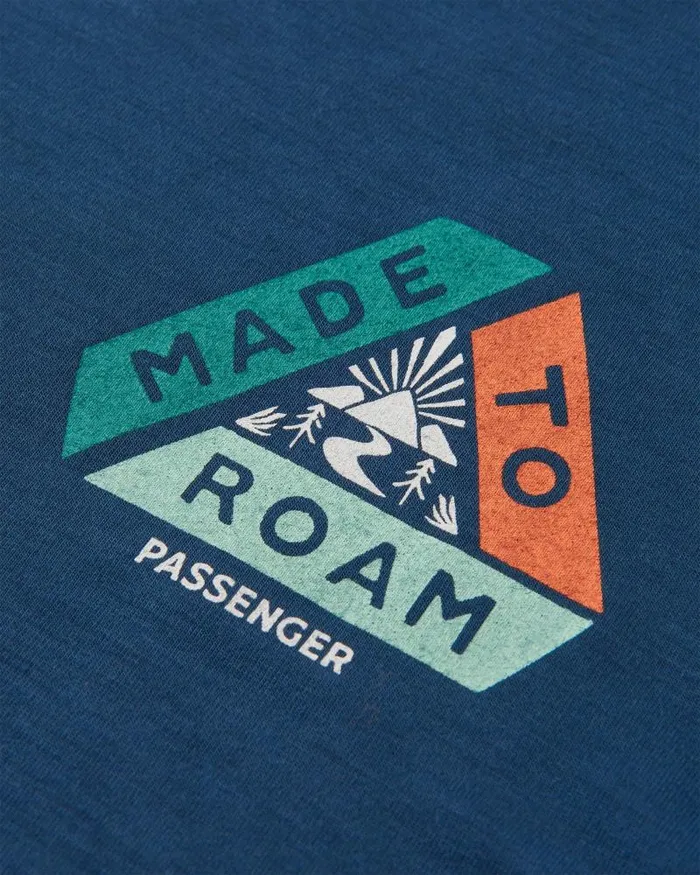 Passenger Tops Trail Active Recycled Tshirt Dark Denim Dark Denim 8211 Men