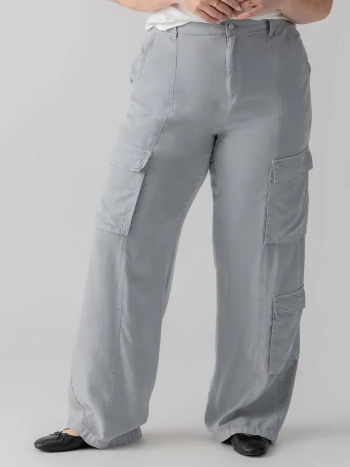 Sanctuary Clothing Inclusive Women Doheny Standard Rise Cargo Pant Eucalyptus Inclusive Collection Sanctuary Clothing Inclusive Women Doheny Standard Rise Cargo Pant Eucalyptus Inclusive Collection