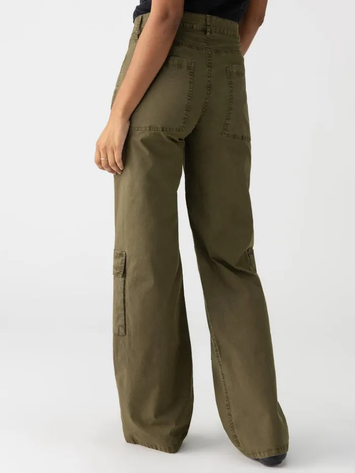Sanctuary Clothing Inclusive Women Low Slung Y2K Standard Rise Cargo Pant Mossy Green Sanctuary Clothing Inclusive Women Low Slung Y2K Standard Rise Cargo Pant Mossy Green