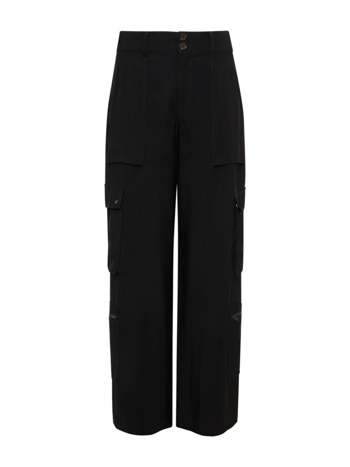 Sanctuary Clothing Inclusive Women OTT SemiHigh Rise Cargo Pant Black Inclusive Collection
