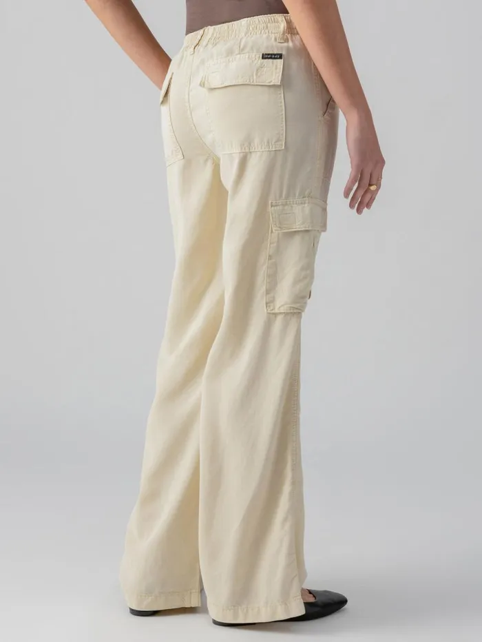 Sanctuary Clothing Pants Women Relaxed Reissue Cargo Standard Rise Pant Birch