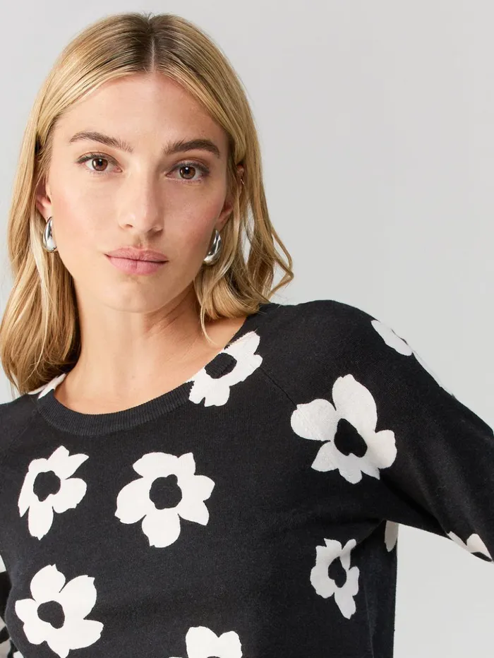 Sanctuary Clothing Sweaters and Cardis Women All Day Long Sweater Flower Pop