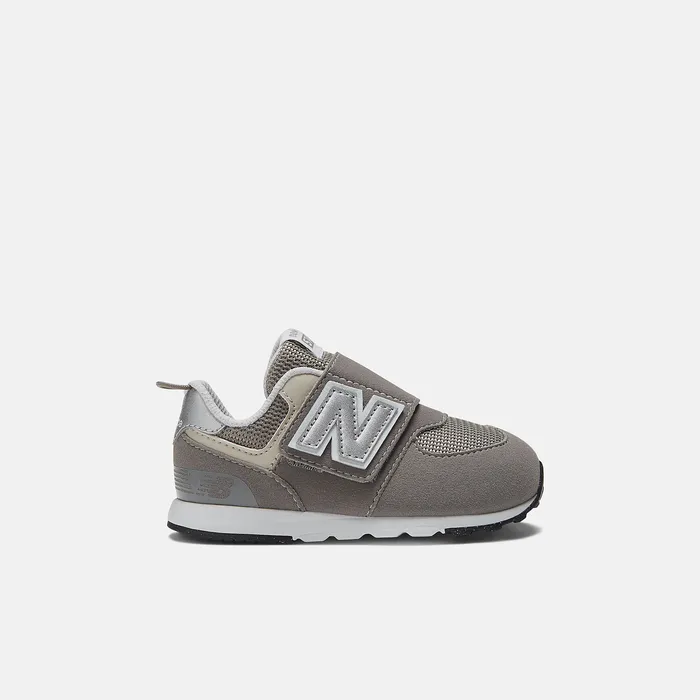 Size 0 8211 10 574 NEWB Hook and Loop Rain Cloud with Silver Metallic New Balance Kids Size 0 8211 10 574 NEWB Hook and Loop Rain Cloud with Silver Metallic New Balance Kids