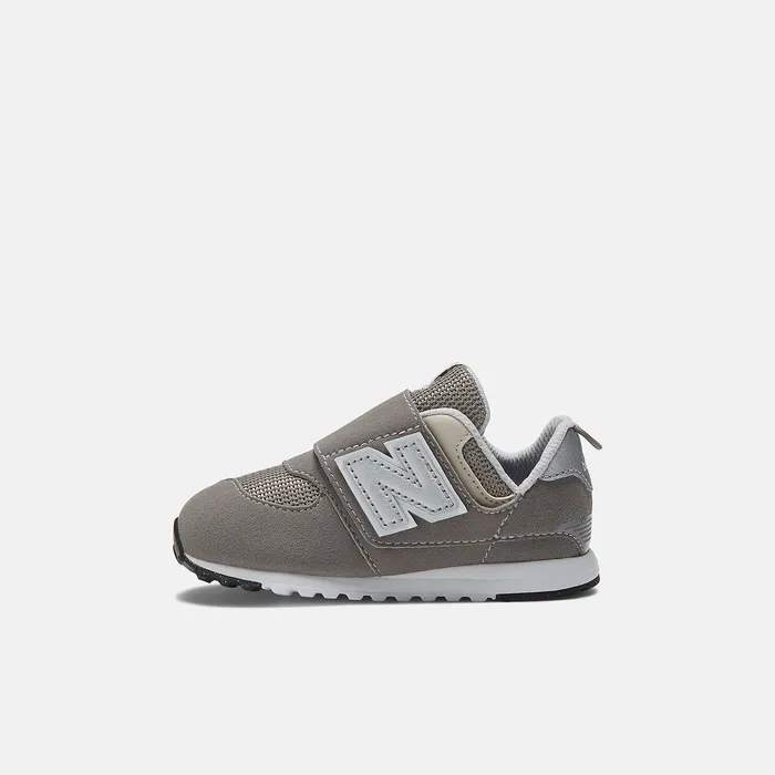 Size 0 8211 10 574 NEWB Hook and Loop Rain Cloud with Silver Metallic New Balance Kids Size 0 8211 10 574 NEWB Hook and Loop Rain Cloud with Silver Metallic New Balance Kids