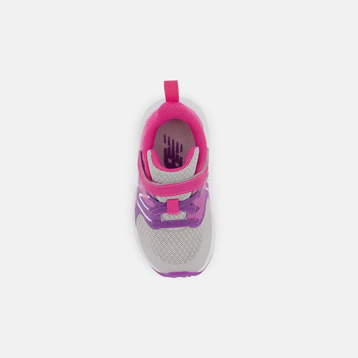 Size 0 8211 10 Kids Rave Run v2 Bungee Lace with Top Strap Summer Fog with Mystic Purple and Hipink New Balance Size 0 8211 10 Kids Rave Run v2 Bungee Lace with Top Strap Summer Fog with Mystic Purple and Hipink New Balance